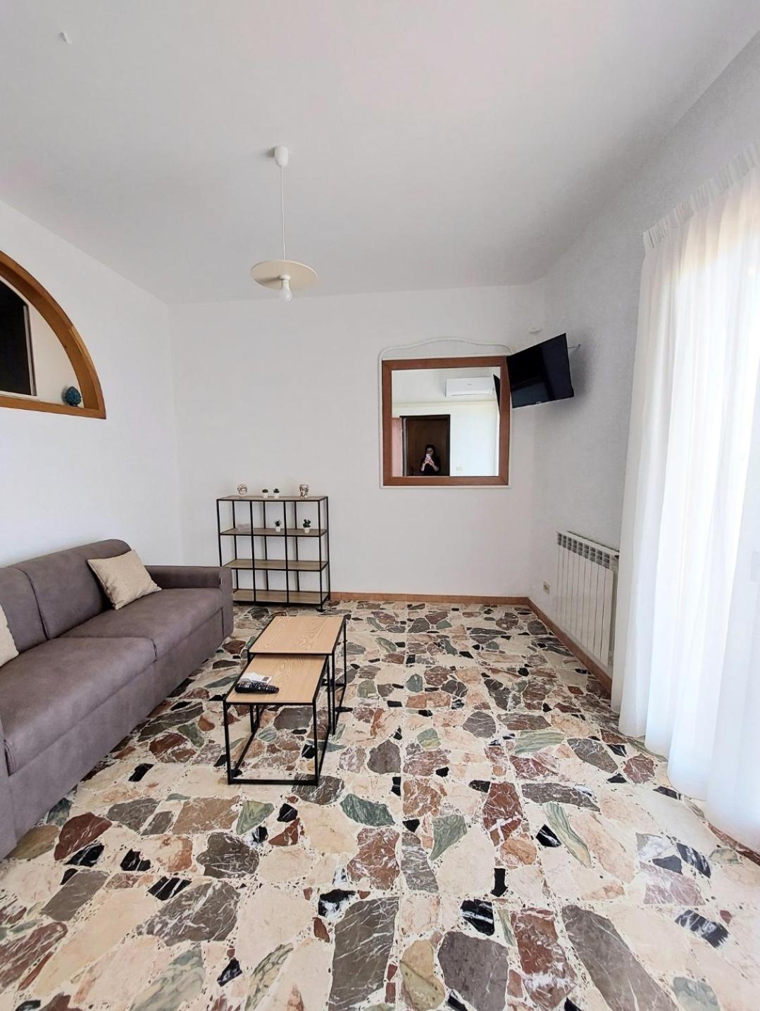 Апартаменты A Casa Dei Nonni Джардини-Наксос Экстерьер фото