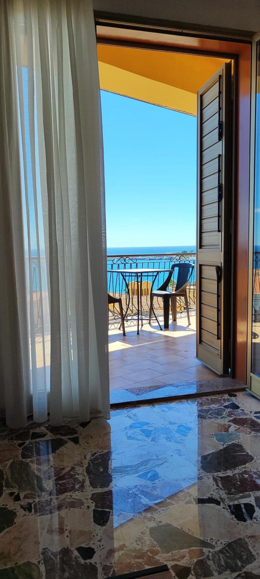Апартаменты A Casa Dei Nonni Джардини-Наксос Номер фото